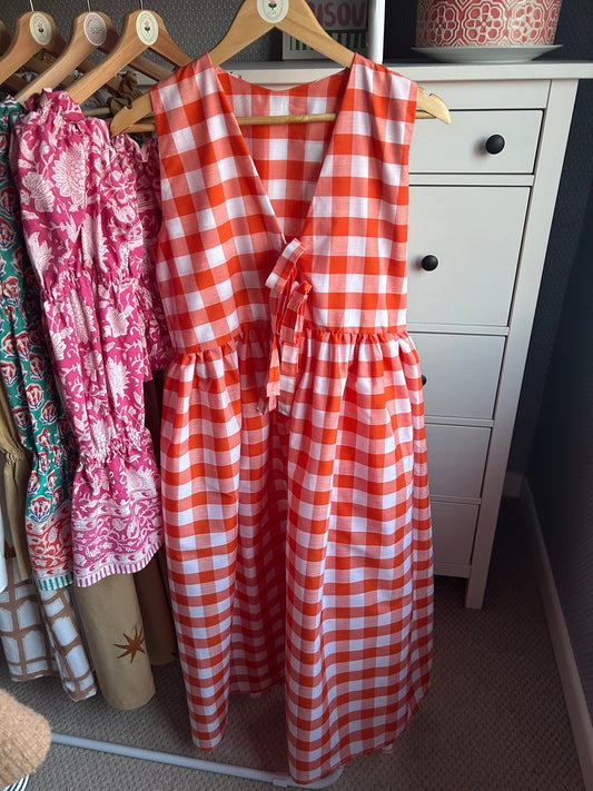 Devizes Dress (Sleeveless)