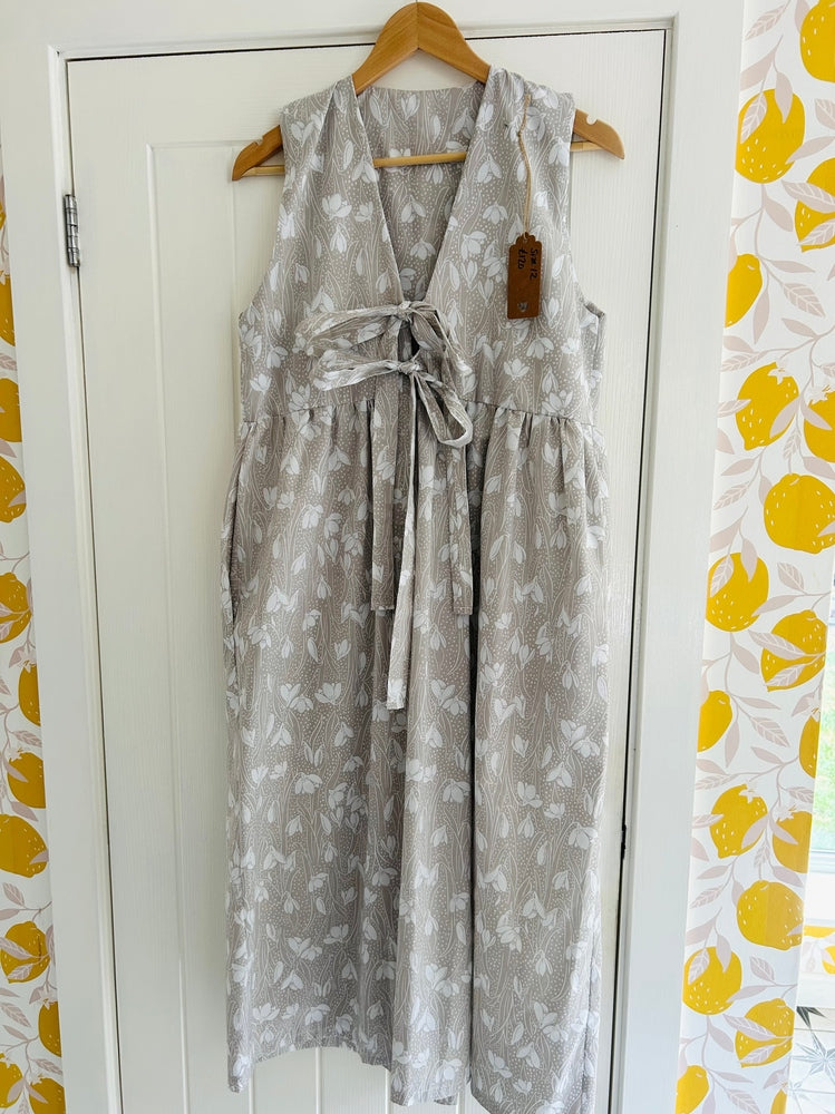 Devizes dress size 12