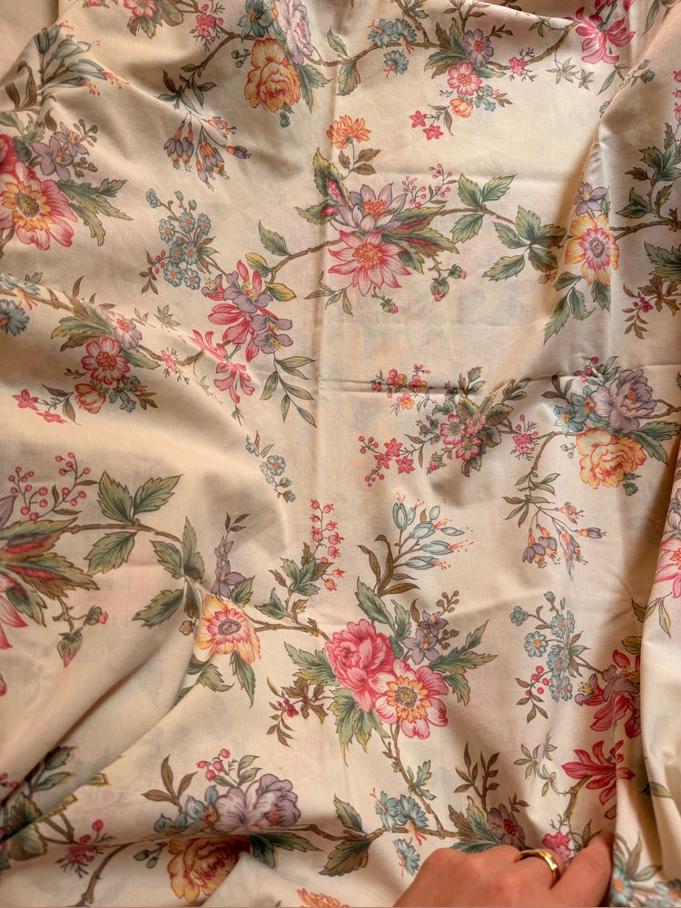 Fabric 422