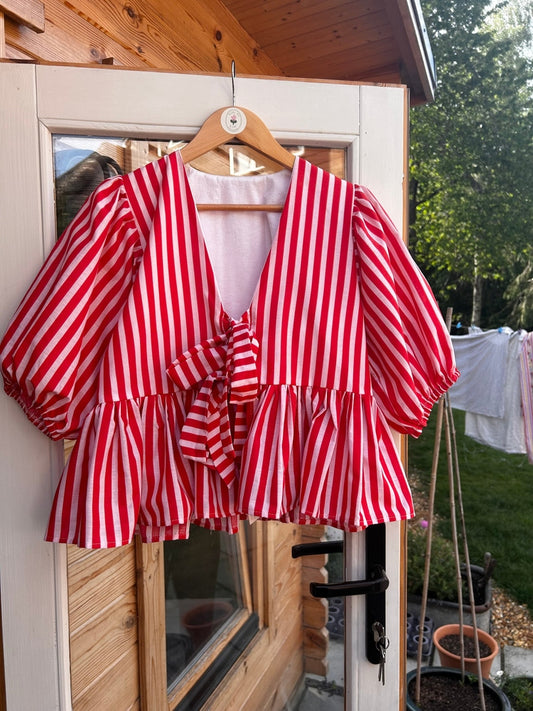 Devizes top size 8/10
