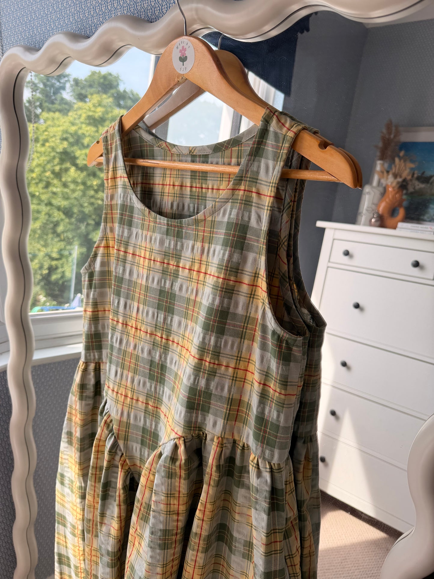 Shaftesbury dress size 10/12