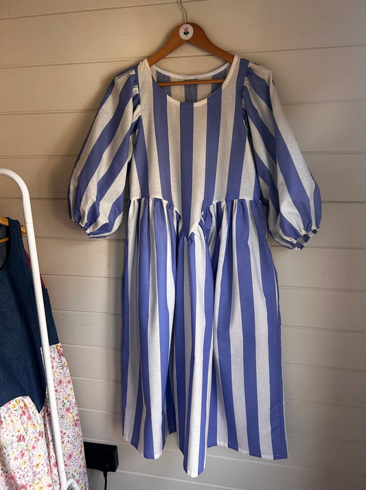 Shaftesbury dress size 8