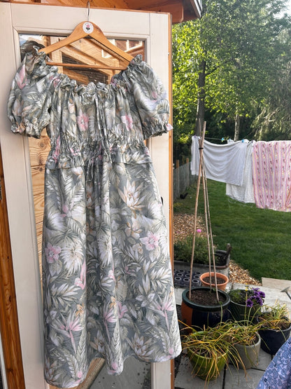 Britford dress size 12-16