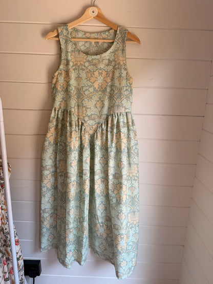 Shaftesbury dress size 8/10